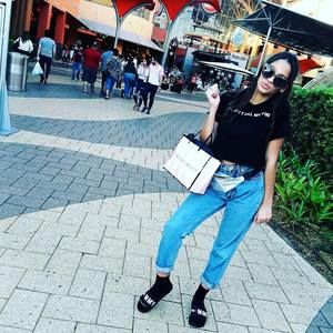 Meet your Posher, Dayanis